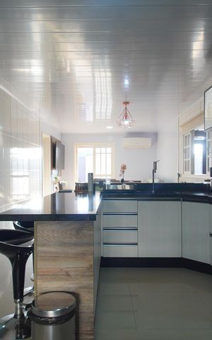 Casa à venda com 293m², 3 quartos e 5 vagasCozinha