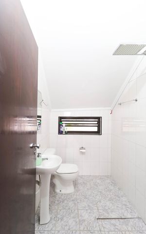Casa à venda com 286m², 3 quartos e 8 vagas
