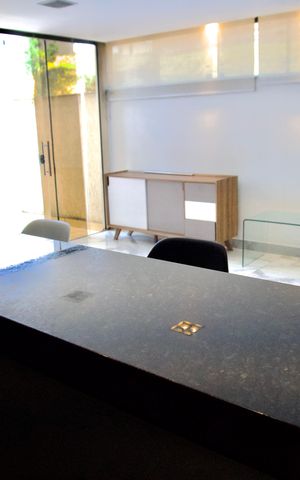 Apartamento para alugar com 108m², 2 quartos e 3 vagas Apartamento para alugar com 108m², 2 quartos e 3 vagasCozinha - Bancada