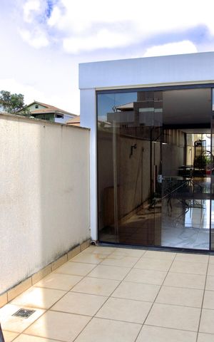Apartamento para alugar com 108m², 2 quartos e 3 vagas Apartamento para alugar com 108m², 2 quartos e 3 vagasÁrea Externa
