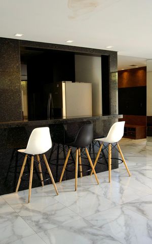 Apartamento para alugar com 108m², 2 quartos e 3 vagas Apartamento para alugar com 108m², 2 quartos e 3 vagasSala