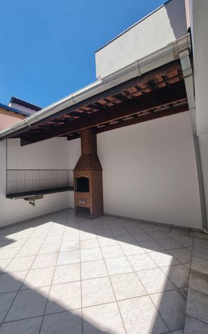 Casa à venda com 219m², 3 quartos e 5 vagasÁrea externa