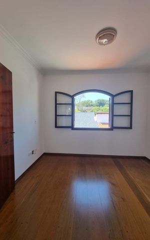 Casa à venda com 219m², 3 quartos e 5 vagasQuarto