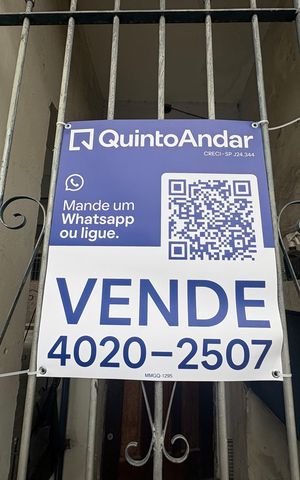 Casa à venda com 270m², 8 quartos e 4 vagas Casa à venda com 270m², 8 quartos e 4 vagasPlaca