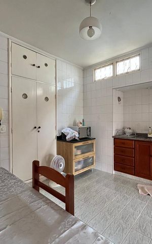 Casa para alugar com 350m², 4 quartos e 4 vagas Casa para alugar com 350m², 4 quartos e 4 vagasCozinha