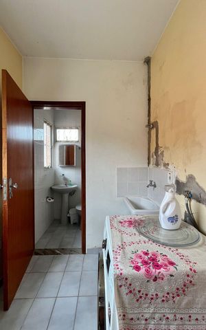 Casa para alugar com 350m², 4 quartos e 4 vagas Casa para alugar com 350m², 4 quartos e 4 vagasÁrea de Serviço