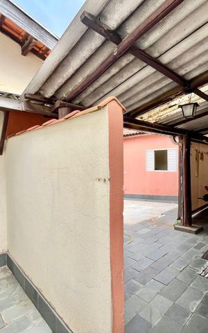 Casa para alugar com 350m², 4 quartos e 4 vagas Casa para alugar com 350m², 4 quartos e 4 vagasQuintal e edícula