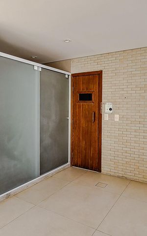 Apartamento à venda com 574m², 4 quartos e 8 vagas Apartamento à venda com 574m², 4 quartos e 8 vagasÁrea comum