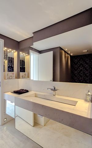 Apartamento à venda com 574m², 4 quartos e 8 vagas Apartamento à venda com 574m², 4 quartos e 8 vagasLavabo
