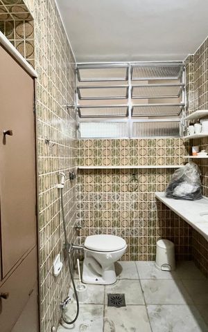 Apartamento para alugar com 280m², 5 quartos e 2 vagas Apartamento para alugar com 280m², 5 quartos e 2 vagasBanheiro 1