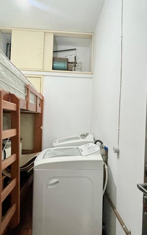 Apartamento para alugar com 280m², 5 quartos e 2 vagas Apartamento para alugar com 280m², 5 quartos e 2 vagasQuarto de Serviço
