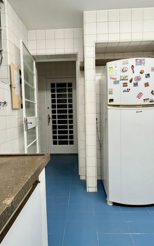 Apartamento para alugar com 280m², 5 quartos e 2 vagas Apartamento para alugar com 280m², 5 quartos e 2 vagasCozinha