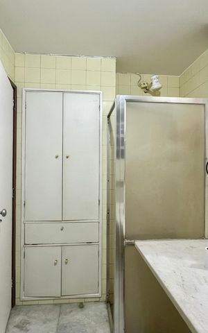 Apartamento para alugar com 280m², 5 quartos e 2 vagas Apartamento para alugar com 280m², 5 quartos e 2 vagasBanheiro 2