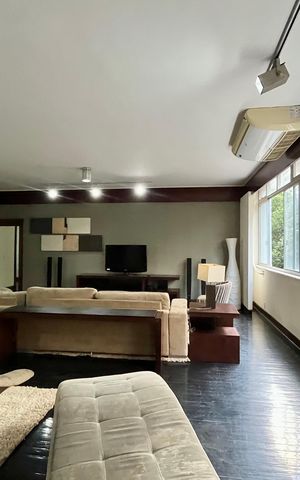 Apartamento para alugar com 280m², 5 quartos e 2 vagas Apartamento para alugar com 280m², 5 quartos e 2 vagasSala