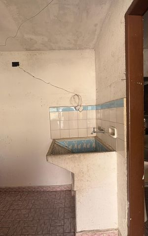 Casa à venda com 250m², 4 quartos e 5 vagas Casa à venda com 250m², 4 quartos e 5 vagasÁrea de Serviço