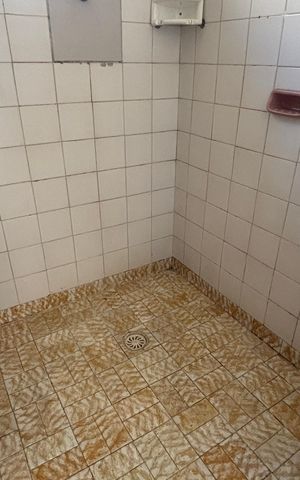 Casa à venda com 250m², 4 quartos e 5 vagas Casa à venda com 250m², 4 quartos e 5 vagasBanheiro