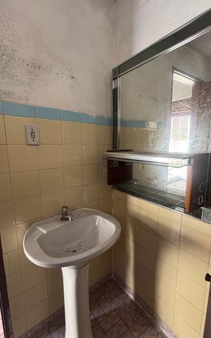 Casa à venda com 250m², 4 quartos e 5 vagas Casa à venda com 250m², 4 quartos e 5 vagasBanheiro
