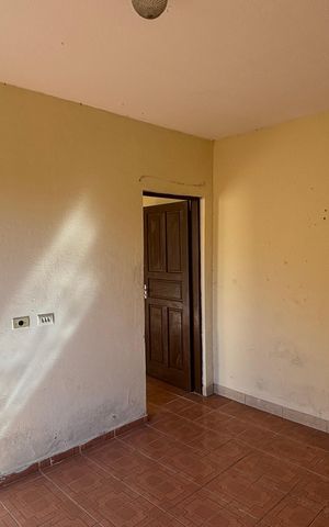 Casa à venda com 250m², 4 quartos e 5 vagas Casa à venda com 250m², 4 quartos e 5 vagasQuarto 4