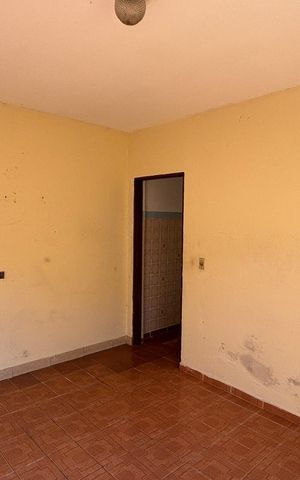 Casa à venda com 250m², 4 quartos e 5 vagas Casa à venda com 250m², 4 quartos e 5 vagasQuarto 4