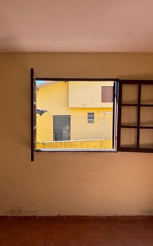 Casa à venda com 250m², 4 quartos e 5 vagas Casa à venda com 250m², 4 quartos e 5 vagasQuarto 4