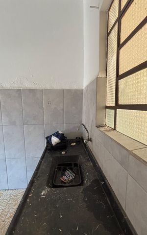 Casa à venda com 250m², 4 quartos e 5 vagas Casa à venda com 250m², 4 quartos e 5 vagasCozinha