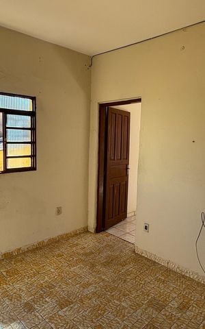 Casa à venda com 250m², 4 quartos e 5 vagas Casa à venda com 250m², 4 quartos e 5 vagasSala