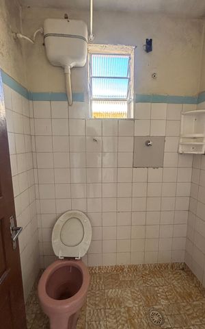 Casa à venda com 250m², 4 quartos e 5 vagas Casa à venda com 250m², 4 quartos e 5 vagasBanheiro