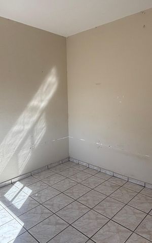 Casa à venda com 250m², 4 quartos e 5 vagas Casa à venda com 250m², 4 quartos e 5 vagasQuarto 1