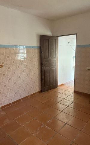 Casa à venda com 250m², 4 quartos e 5 vagas Casa à venda com 250m², 4 quartos e 5 vagasCozinha
