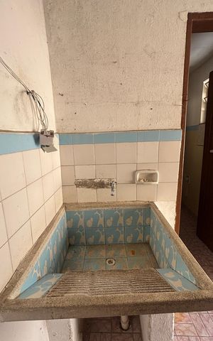 Casa à venda com 250m², 4 quartos e 5 vagas Casa à venda com 250m², 4 quartos e 5 vagasÁrea de Serviço