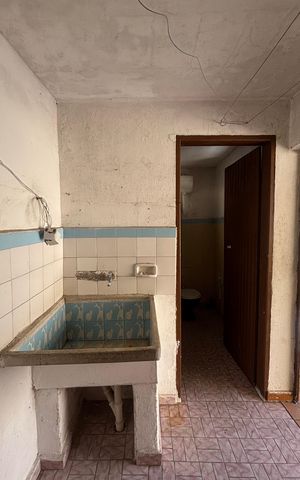 Casa à venda com 250m², 4 quartos e 5 vagas Casa à venda com 250m², 4 quartos e 5 vagasÁrea de Serviço
