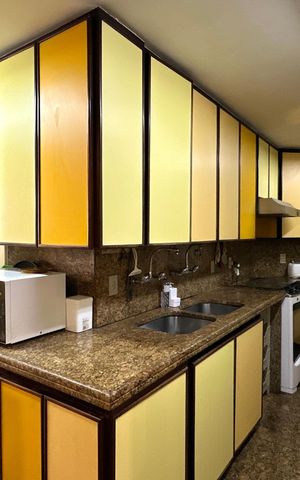 Apartamento para alugar com 280m², 3 quartos e 2 vagas