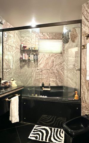 Apartamento para alugar com 280m², 3 quartos e 2 vagas