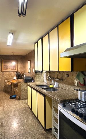 Apartamento para alugar com 280m², 3 quartos e 2 vagas