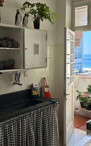 Apartamento à venda com 164m², 3 quartos e 2 vagas Apartamento à venda com 164m², 3 quartos e 2 vagasCozinha