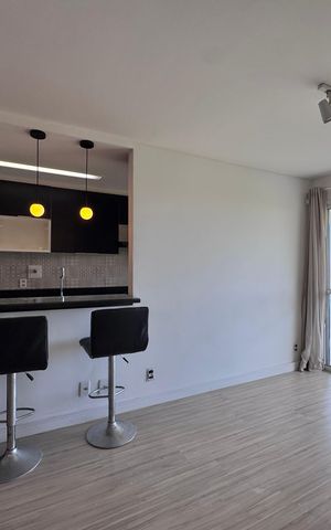 Apartamento à venda com 250m², 4 quartos e 2 vagas Apartamento à venda com 250m², 4 quartos e 2 vagasSala