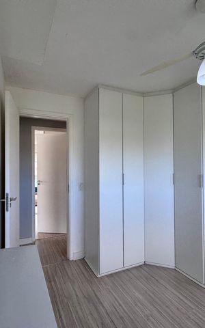 Apartamento à venda com 250m², 4 quartos e 2 vagas Apartamento à venda com 250m², 4 quartos e 2 vagasSuíte 3 (Canadense)