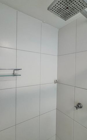 Apartamento à venda com 250m², 4 quartos e 2 vagas Apartamento à venda com 250m², 4 quartos e 2 vagasSuíte 1 - Banheiro