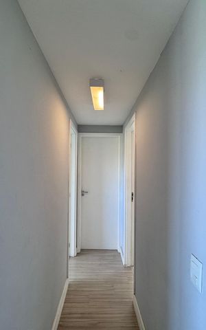 Apartamento à venda com 250m², 4 quartos e 2 vagas Apartamento à venda com 250m², 4 quartos e 2 vagasCorredor