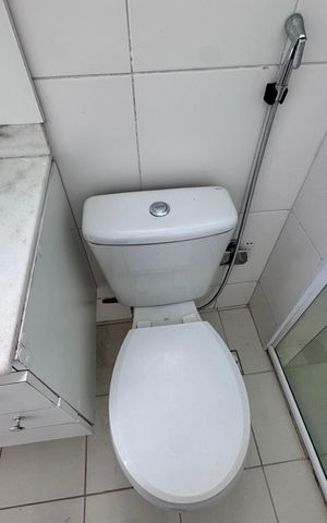 Apartamento à venda com 250m², 4 quartos e 2 vagas Apartamento à venda com 250m², 4 quartos e 2 vagasBanheiro Suítes 2 e 3