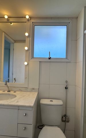 Apartamento à venda com 250m², 4 quartos e 2 vagas Apartamento à venda com 250m², 4 quartos e 2 vagasBanheiro Suítes 2 e 3