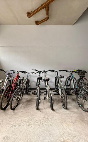 Studio para alugar com 33m², 1 quarto e sem vaga Studio para alugar com 33m², 1 quarto e sem vagaBicicletário