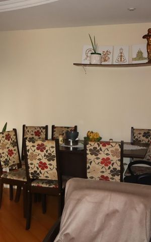 Apartamento à venda com 65m², 2 quartos e 1 vagaSala