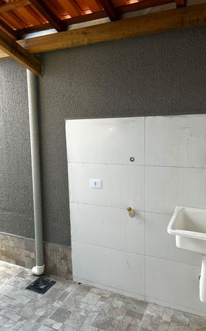 Casa de condomínio para alugar com 106m², 2 quartos e 1 vaga Casa de condomínio para alugar com 106m², 2 quartos e 1 vagaÁrea de serviço