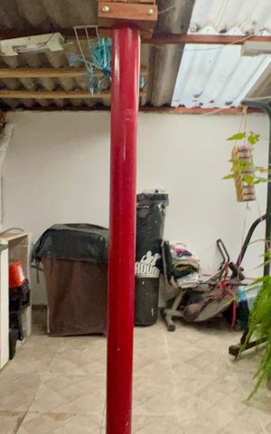 Casa à venda com 130m², 3 quartos e sem vaga Casa à venda com 130m², 3 quartos e sem vagaTerraço
