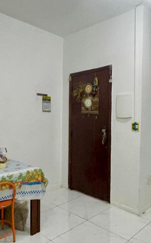 Casa à venda com 130m², 3 quartos e sem vaga Casa à venda com 130m², 3 quartos e sem vagaSala
