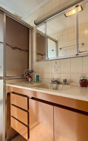 Apartamento à venda com 100m², 3 quartos e 1 vaga Apartamento à venda com 100m², 3 quartos e 1 vagaBanheiro Suíte