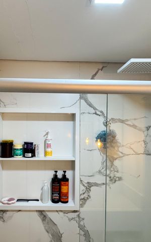 Apartamento à venda com 70m², 3 quartos e 1 vaga Apartamento à venda com 70m², 3 quartos e 1 vagaBanheiro Social