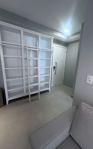 Apartamento à venda com 96m², 3 quartos e 3 vagas Apartamento à venda com 96m², 3 quartos e 3 vagasSala