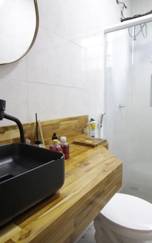 Apartamento à venda com 76m², 2 quartos e sem vagaBanheiro